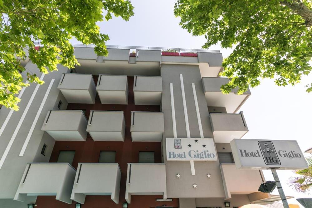Hotel Giglio Римини Экстерьер фото