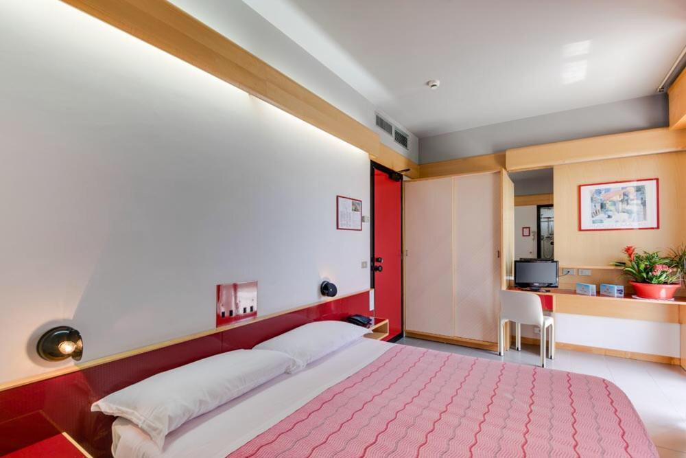 Hotel Giglio Римини Экстерьер фото