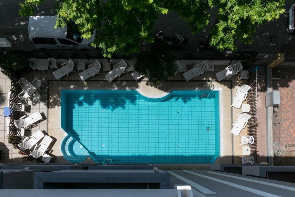 Hotel Giglio Римини Экстерьер фото